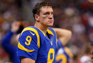 Illustration for article titled QB Faces, Ranked